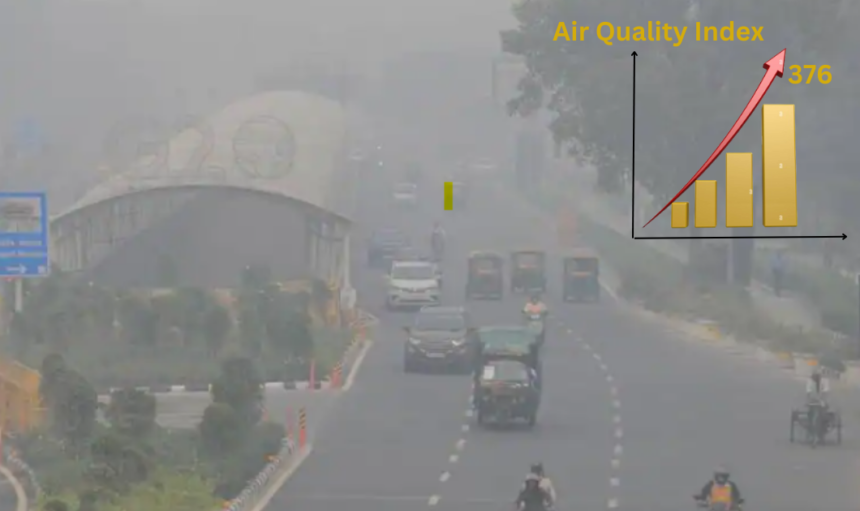 Pollution : नोएडा में सांस लेना हो रहा मुश्किल, आँखों में जलन हालात गंभीर