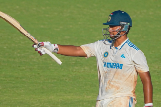 IPL 2025 : वैभव सूर्यवंशी को लेकर दिल्ली कैपिटल्स और राजस्थान रॉयल्स में छिड़ी जंग