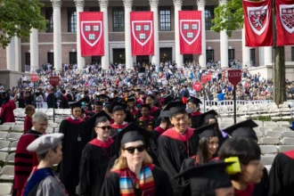 Harvard University: ट्रंप के फ़ैसले से "हावर्ड यूनिवर्सिटी" को झटका, क्या होगा Indian Students पर इसका प्रभाव?