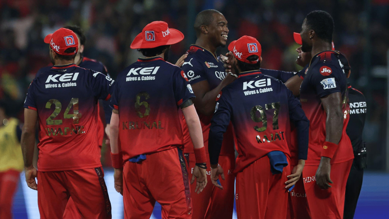 MI Playoffs 2025: MI के प्लेऑफ में पहुंचने से RCB पर मंडराया खतरा,