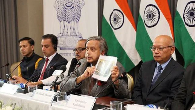 Shashi Tharoor : शशि थरूर ने इस मेजबान देश को सुनाई खरी खोटी, देखता रह गया पाकिस्तान