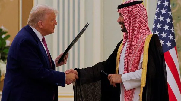 Trump Saudi Arabia Visit: ट्रंप बोले – भारत-पाक संघर्ष में हमारी भूमिका, सीजफायर करवाया, अब करें व्यापार