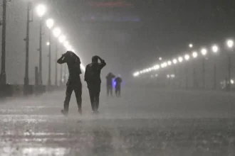 IMD Heavy Rain Alert: अगले 24 घंटे में इन राज्यों में होगी भारी बारिश