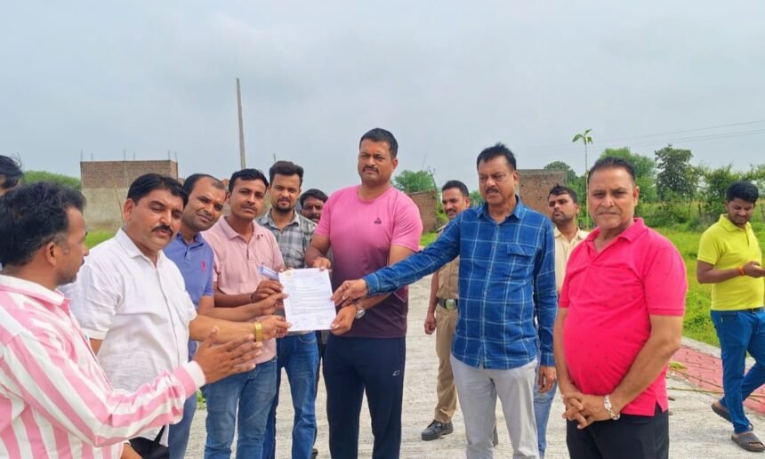 मनोज मेवाड़ा