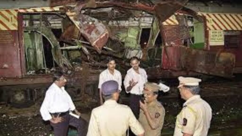 5 मिनट का बुलावा, 19 साल की क़ैद: मुम्बई ब्लास्ट केस में मुजम्मिल और साजिद की दर्दनाक दास्तान 3 मुम्बई ब्लास्ट
