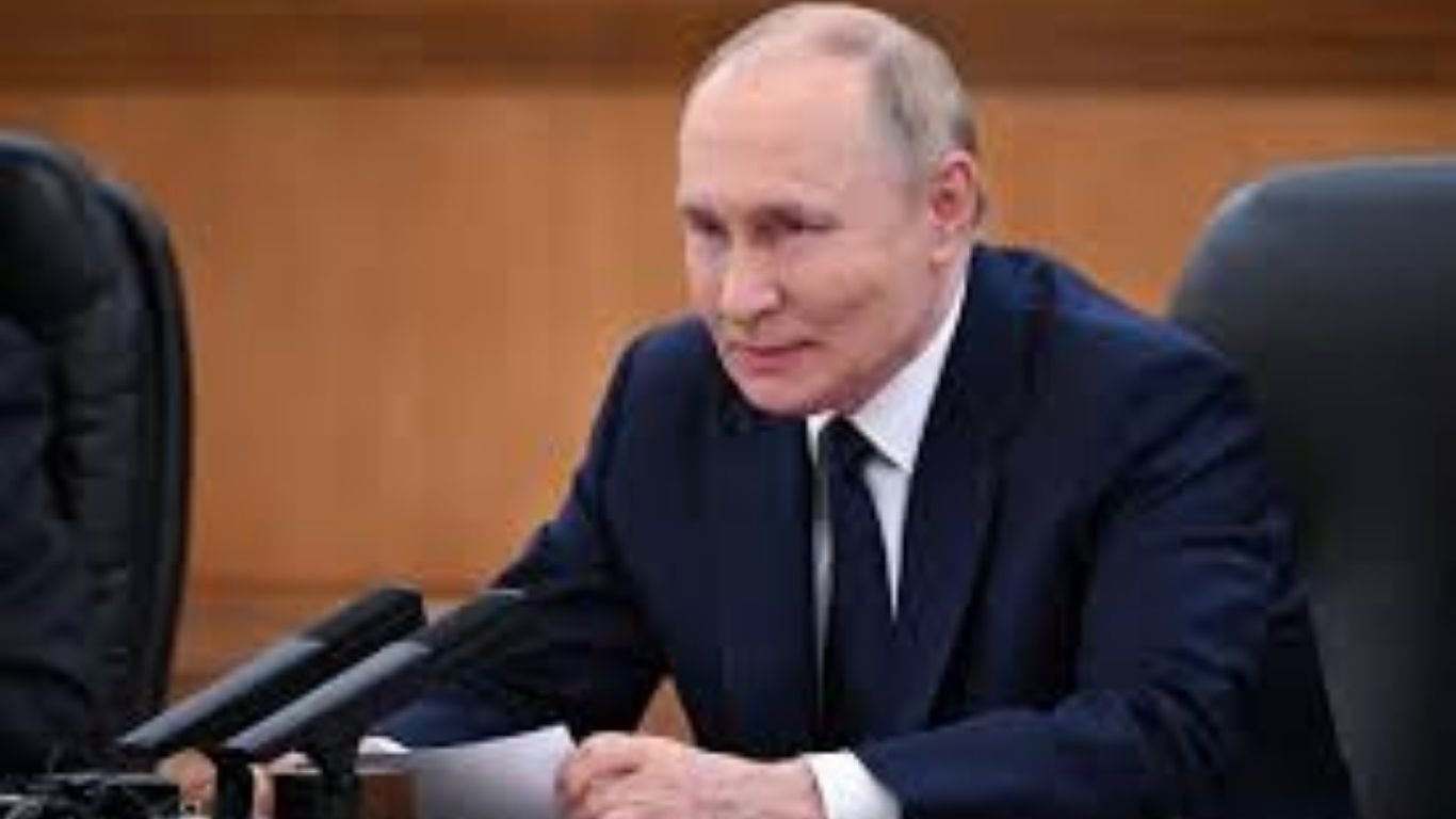 भारत और चीन पर ट्रंप के टैरिफ दबाव पर भड़के पुतिन 1 Putin slams Trump