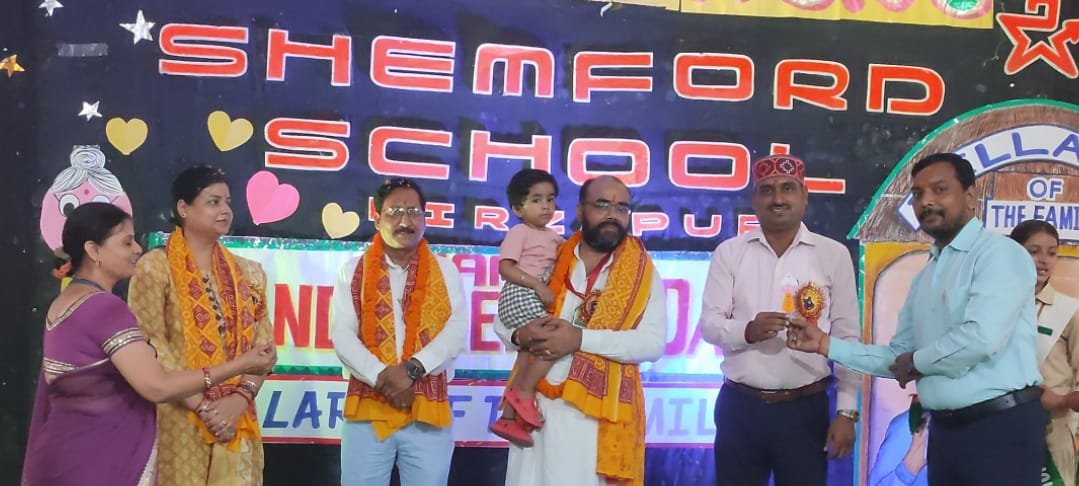 Shemford School Mirzapur Grandparents Day