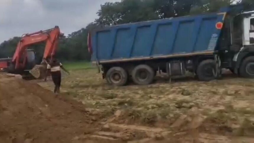 गंगा एक्सप्रेसवे निर्माण