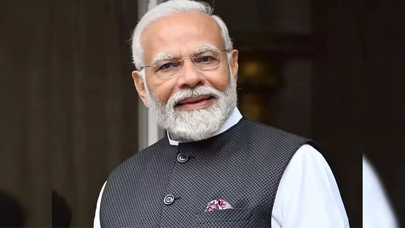 पीएम मोदी का जन्मदिन: मध्य प्रदेश क्यों है उनका ‘दूसरा घर’ — लगातार दौरे, राजनीतिक रणनीति और महत्व 1 पीएम मोदी