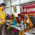 वृद्ध आश्रम में लायन्स क्लब