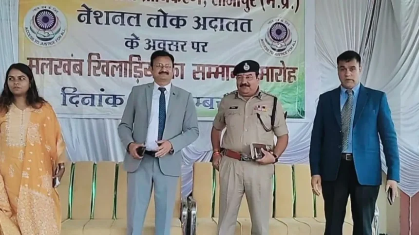 लोक अदालत में बोलेरो चोरी मामले का समाधान, किन्नर समाज को मिली न्यायिक एवं विधिक सहायता 2 शाजापुर