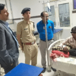 कार्बाइड गन से प्रभावित बच्चों को देखने पहुंचे कलेक्टर और एसपी 2 कार्बाइड गन से प्रभावित बच्चों को देखने पहुंचे कलेक्टर और एसपी