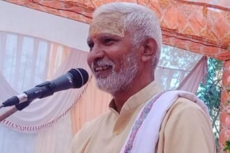 श्रीमद्भागवत कथा में आचार्य पंडित बद्री विशाल ओझा जी ने मुक्ति के मार्ग को बताया 14 श्रीमद्भागवत