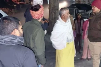 prayaraj sarafa vyapaari loot